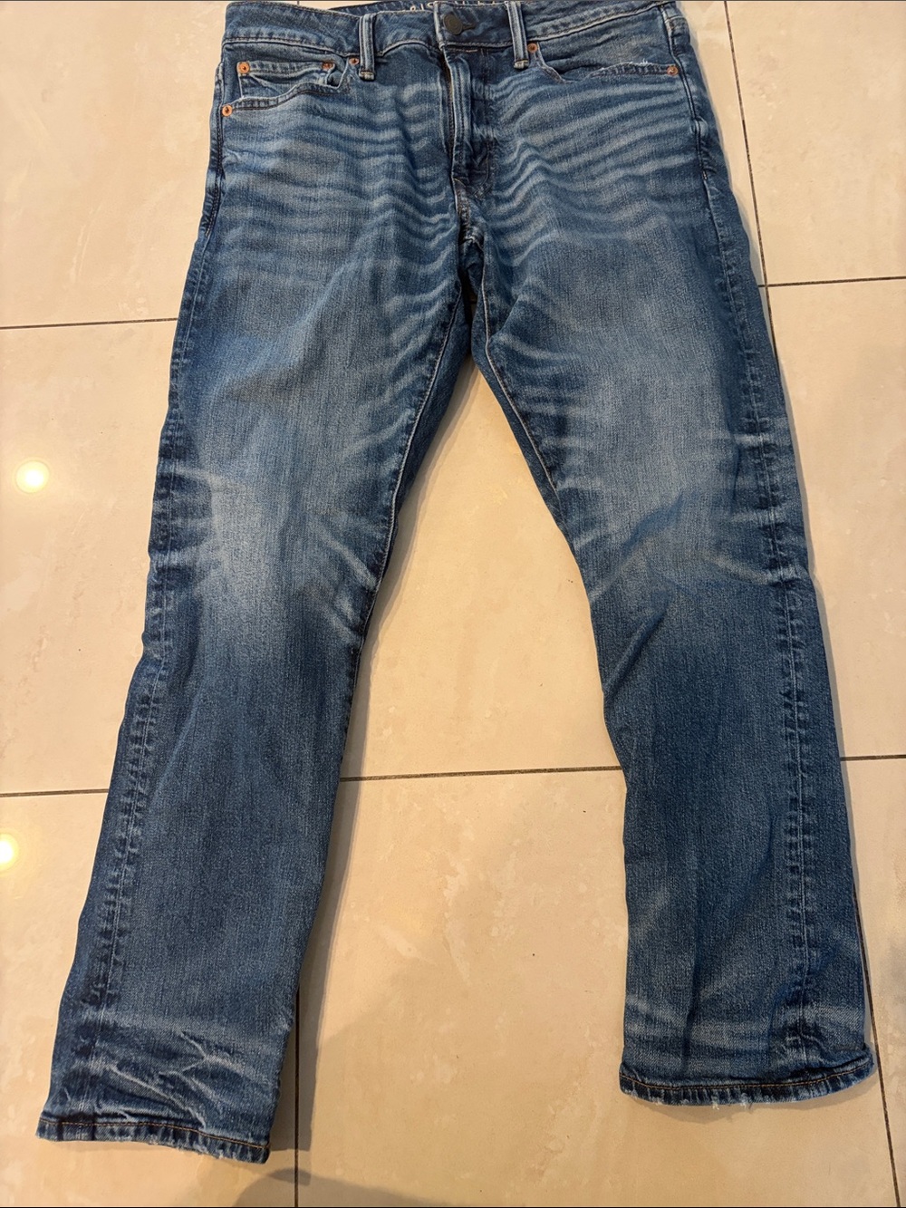 American Eagle Outfitters Men's Washed Blue Straight Jeans